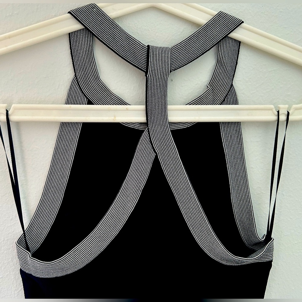 Zara Body Con Dress with Y Back - Picture 3 of 5